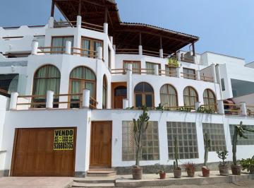 Exclusiva Casa de Playa de Tres Piso en Puerto Fiel Toyo Seco con Vista Al Mar