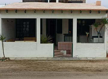 Casa en Venta Cerca Al Malecón de Playa Lobos con 6 Dormitorios y Terrazas