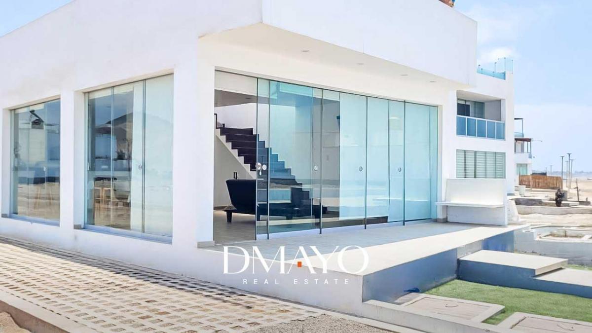 Venta de Casa Vista Al Mar Amoblada 2 Dormitorios en Condominio
