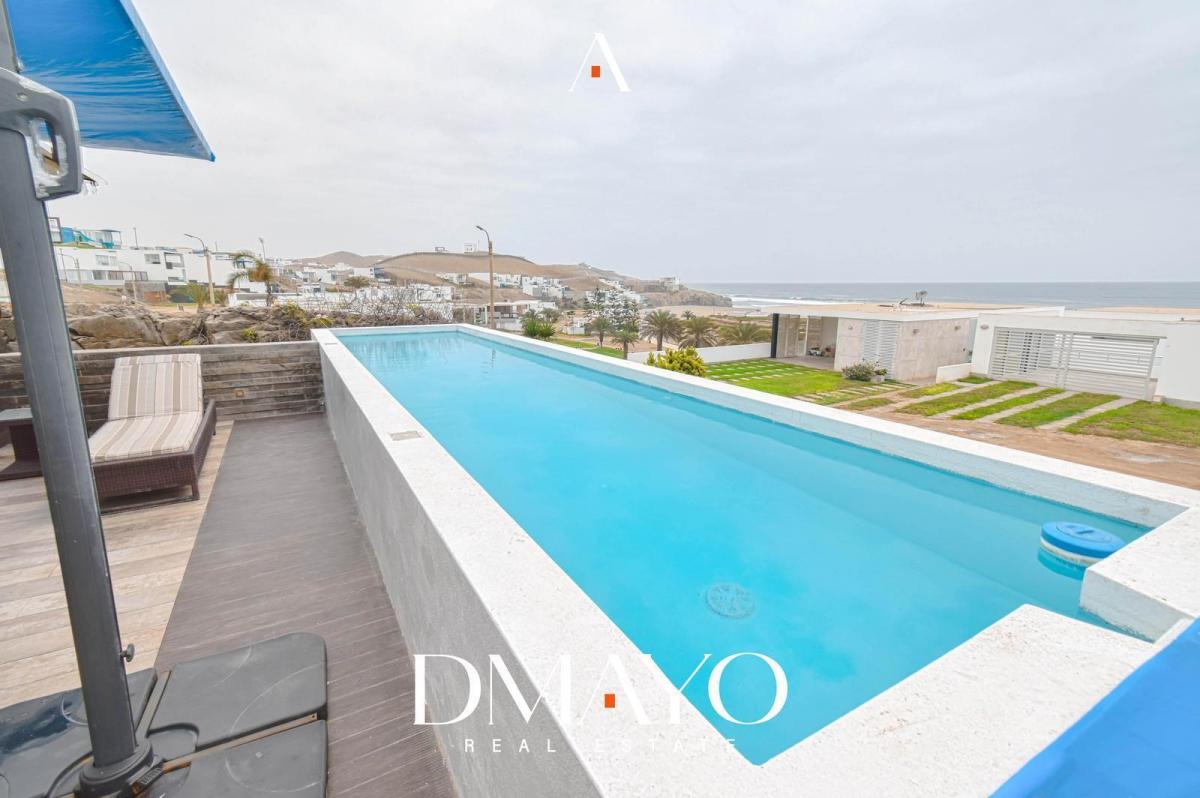Se Vende Hermosa Casa de Playa en Las Palmeras - Cerro Azul