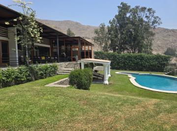 Casa de Campo a 1 Hora de Lima | 15, 000 m² de Naturaleza, Privacidad y Confort