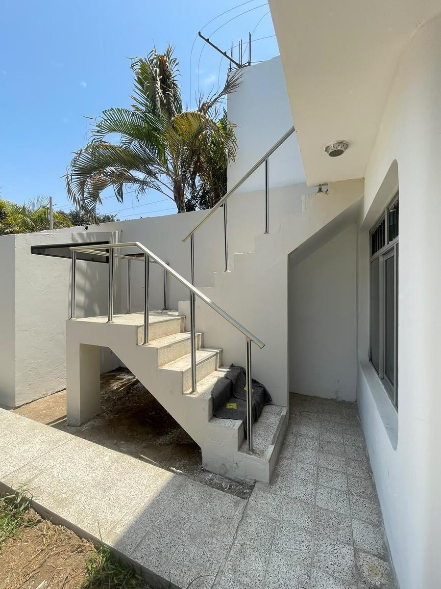 Vendo Linda Casa en Urb. Magisterial, Chinchas