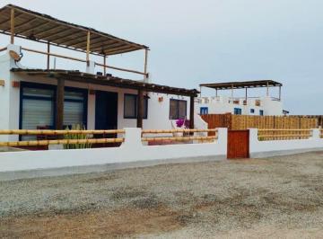 Casa en Venta en Condominio con Piscina en Chinchas Amoblada y Equipada
