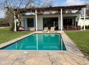 Venta de Acogedora Casa de Campo Amplio Jardin Para Cultivo - Chincha Alta - Ica