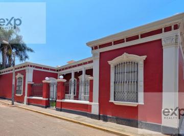 Casa Histórica Remodelada en Venta Chorrillos 4 Frentes