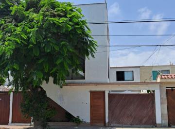 Casa en Condominio en Venta en Chorrillos.