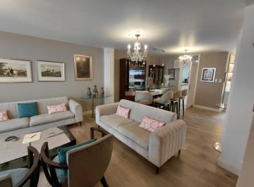 Venta de Espectacular Casa en Los Cedros de Villa