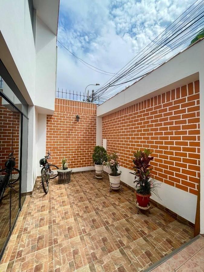 Oportunidad de Inversión Vendo Casa a 3 Minutos de La Upc Chorrillos - $270, 000