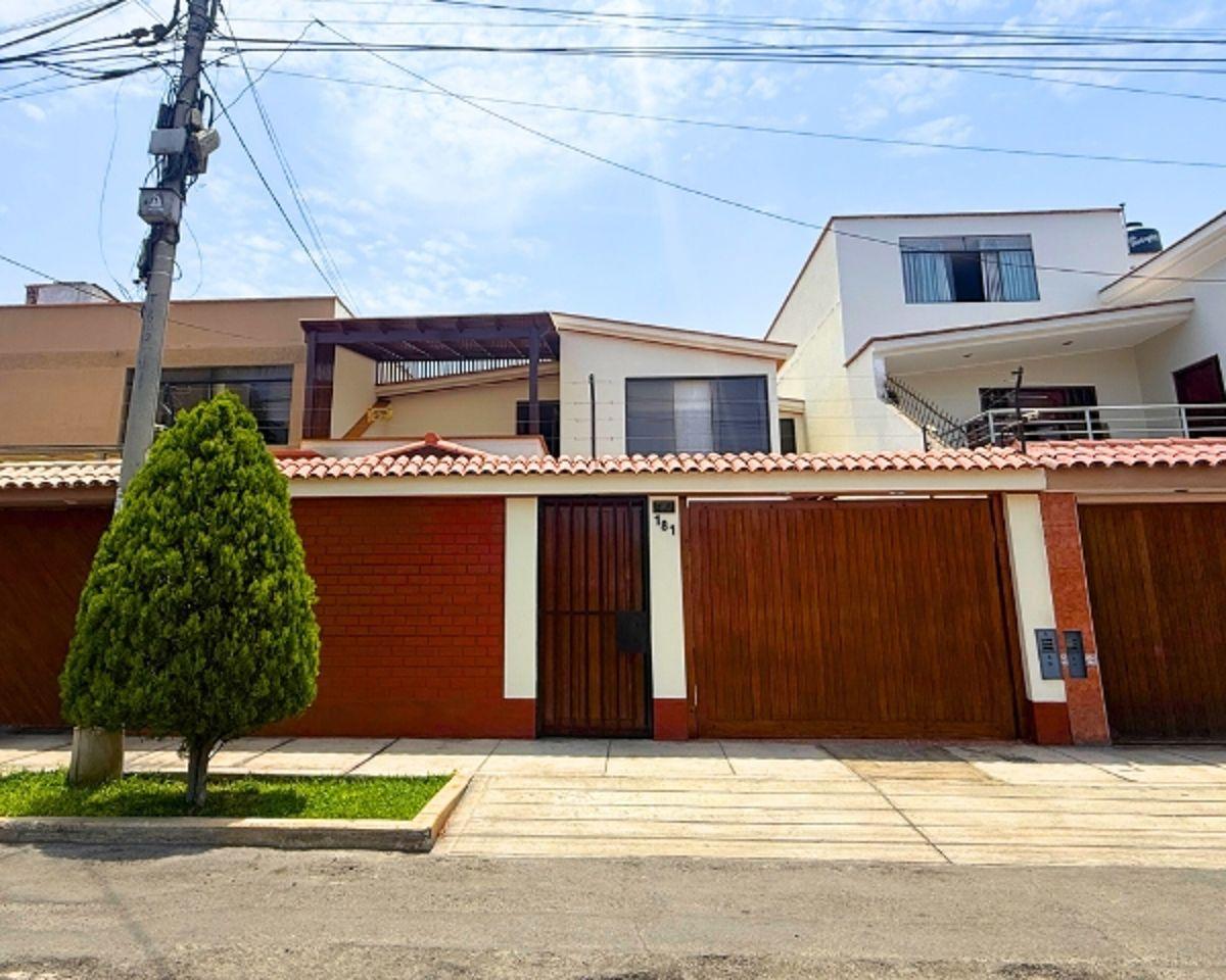 Venta Casa en Zona Cerrada Cerca Al Metropolitano - Chorrillos