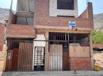 Venta de Hermosa Casa: Urb San Antonio de Caropongo