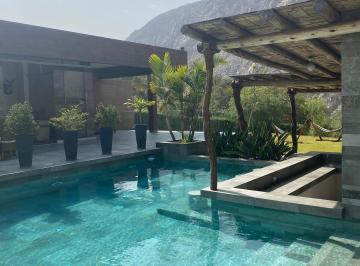 Preciosa Residencia de Campo en Alquiler Y/o Venta
