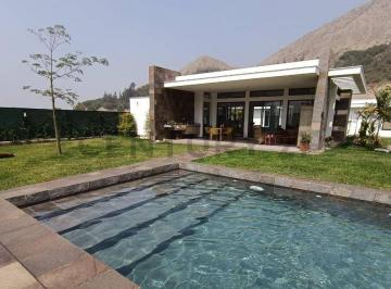Casa de Campo de Ensueño en Cieneguilla | Piscina y Amplios Jardines