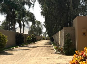 Precioso y Exclusivo Condominio en Cuyos Lotes La Vida Familiar Es Muy Privada, Sin Registro Visual.