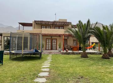 Casa de Campo en Condominio, Lista Para Mudarse!