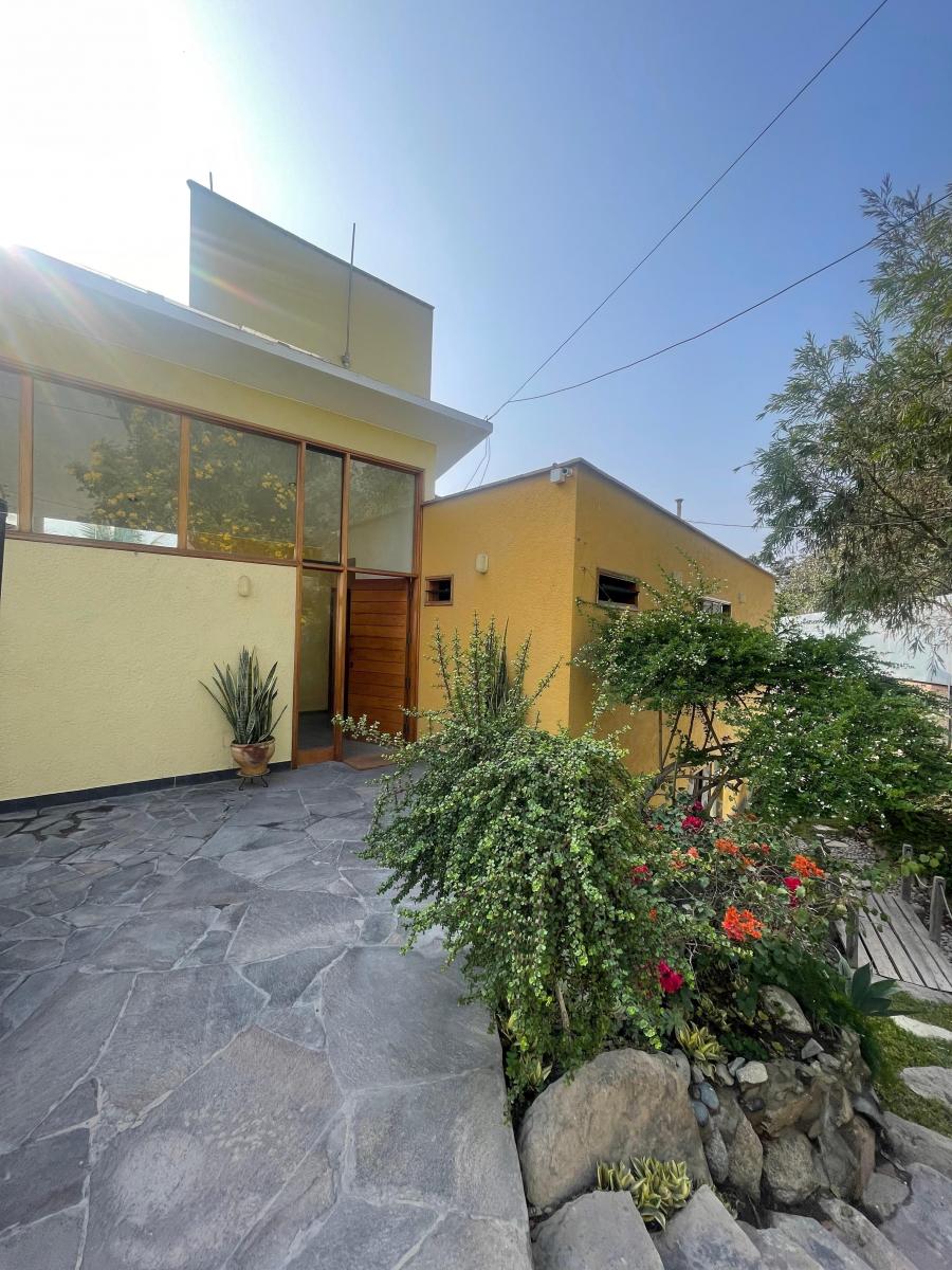 Casa 6 Dormitorios Jardin Terraza Piscina
