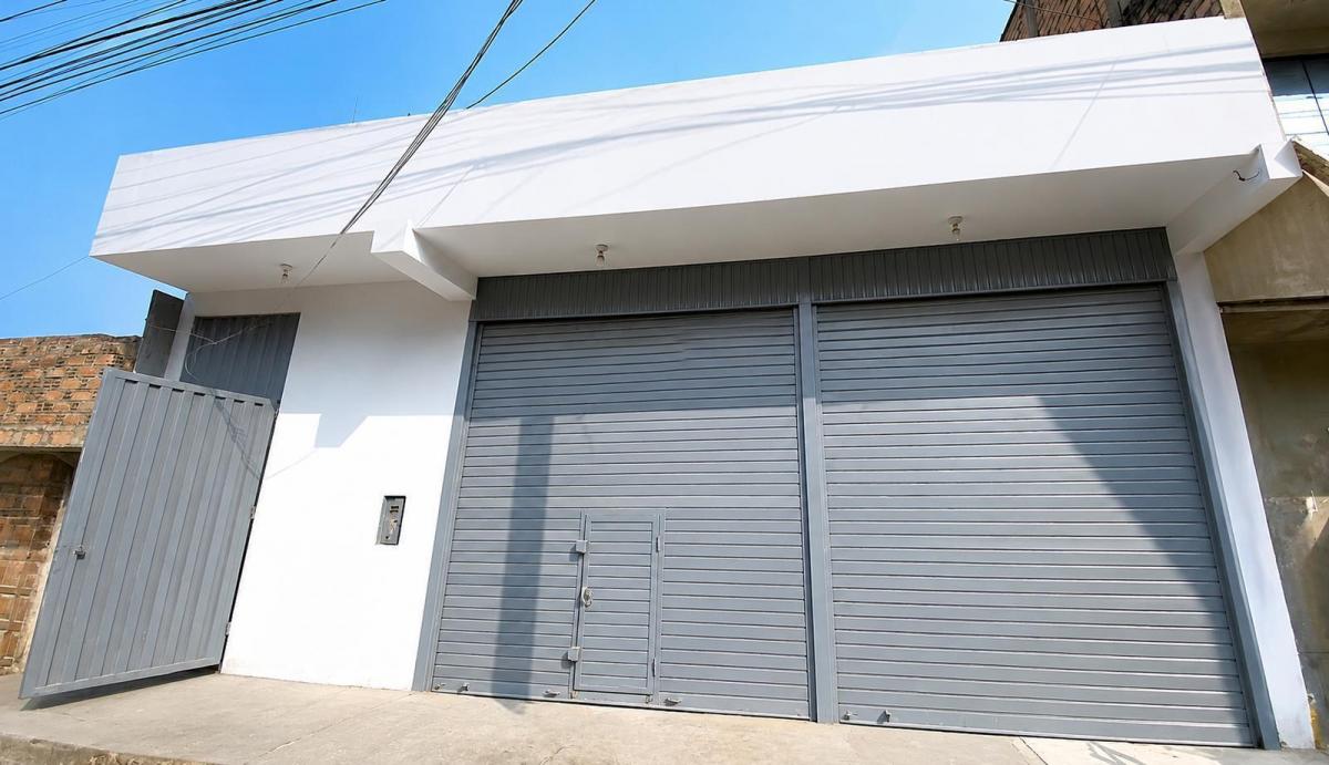 Comas Av. Revolucion 200 m² Quinta Zona Ocasion Venta
