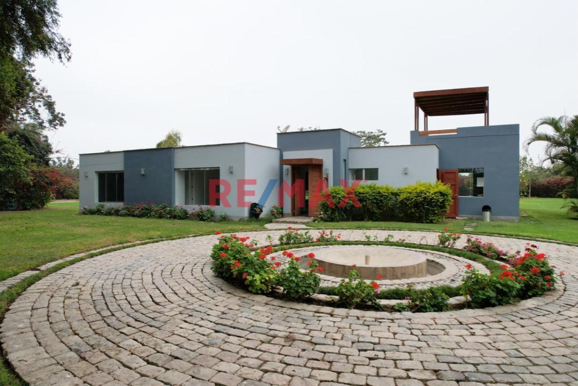Se Vende Hermosa Casa de Campo en El Carmen - Chincha