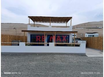 Venta de Casa de Playa en Condominio Topara