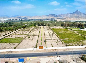 "Lotes de 300 m² Desde Us$30, 000 en Huaral | Piscina, Financiamiento Directo y Alta Valorización"