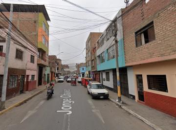 Casa en El Centro de Huaral, Av. Jorge Chavez