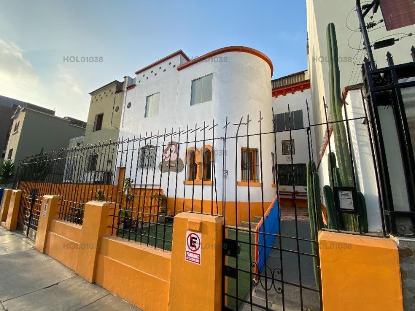 Vendo Linda Casa en Condominio en Avenida Talara N 3xx, Jesus María.
