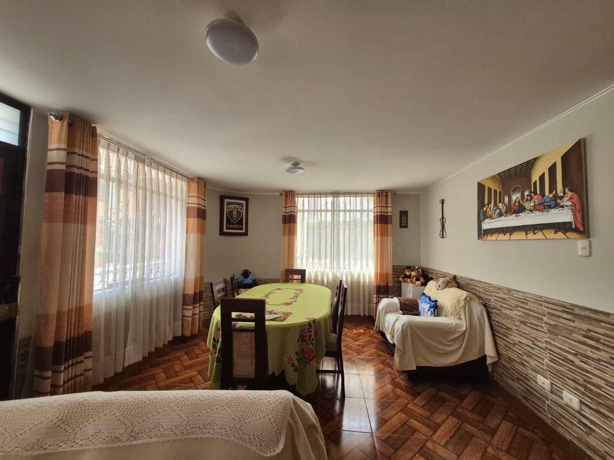 Vendo Linda Casa en Jose Luis Bustamante y Rivero