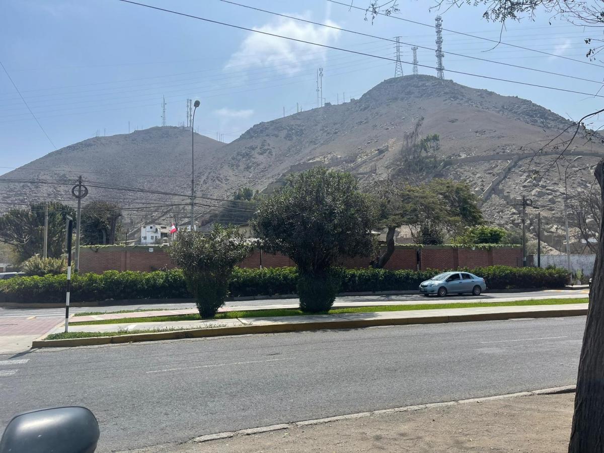 Venta de Casa/terreno en Av. Alameda del Corregidor 1270 m - La Molina.