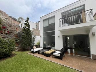 Bajo de Precio! Vendo Moderna Casa en Condominio en La Molina de 3 Dormitorios