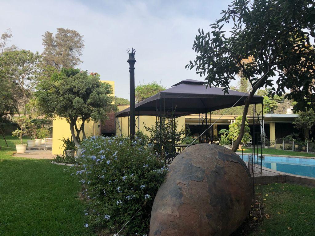 Remato Casa en Esquina a Precio de Terreno