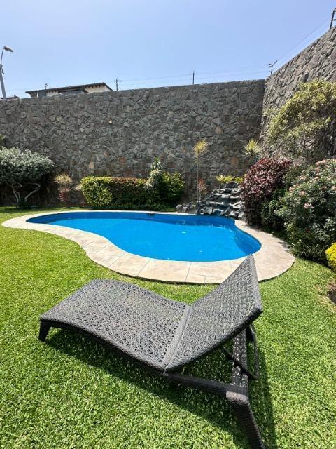Vendo Linda Casa en Avenida La Laguna Grande N 7, Urb La Laguna, La Molina.