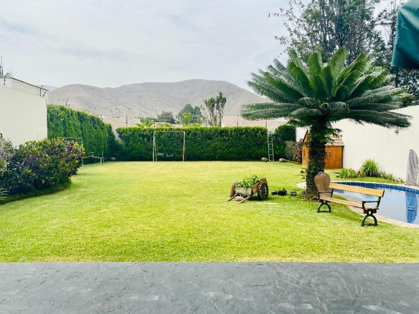 Vendo Linda Casa en Calle Once N 3, Urb. Rinconada Baja, La Molina