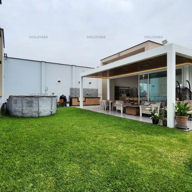 Vendo Linda Casa en Calle Barlovento N 1xx, Urb. Sol de La Molina 3era Etapa, La Molina
