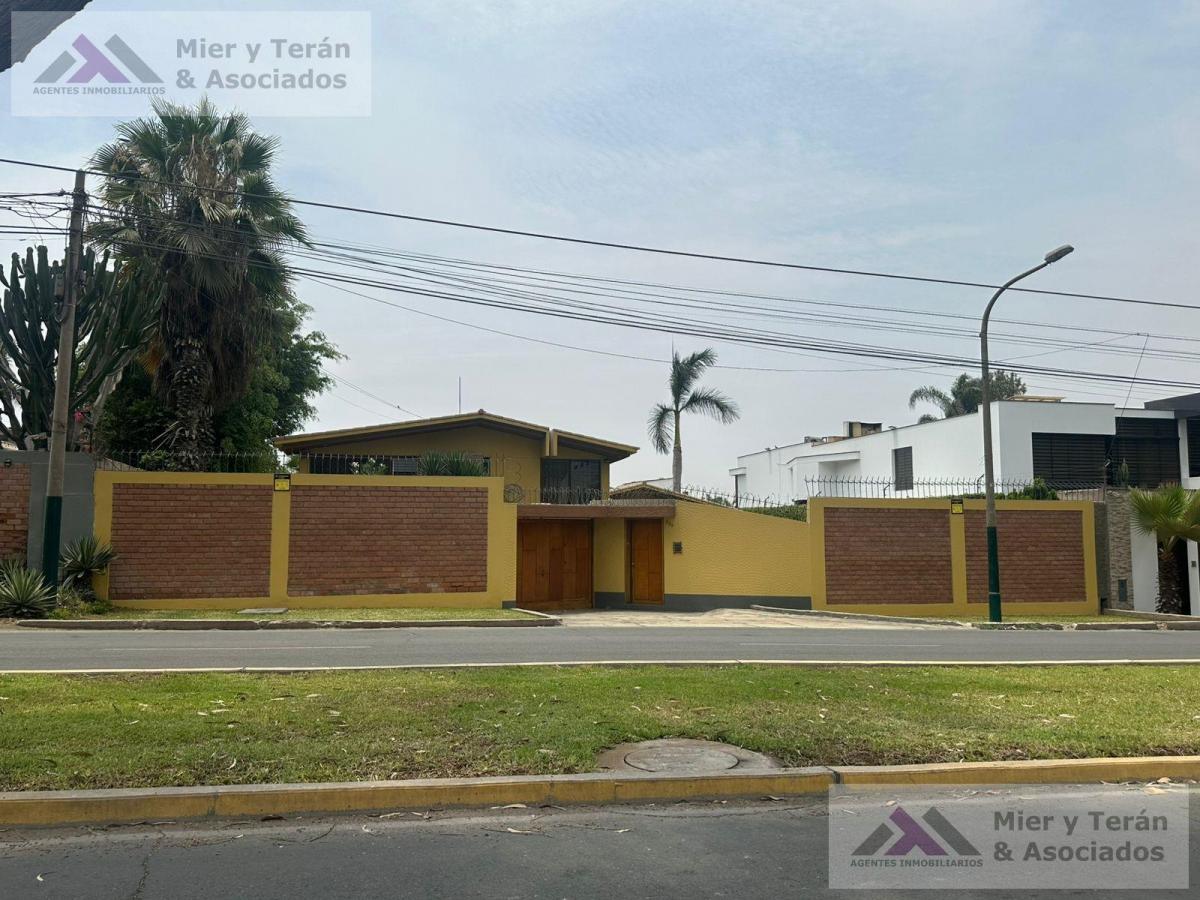 Venta Casa en Rinconada del Lago - La Molina (609 - 1060 - 2)