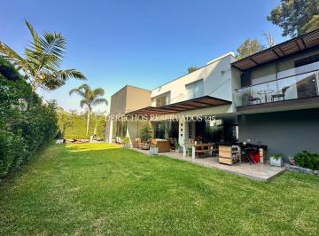 Venta de Exclusiva Casa en Condominio en La Planicie (1era Etapa)
