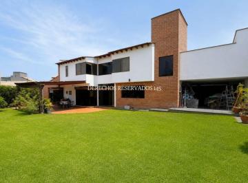 A. T. 822 m² - ¡Excelente Ubicación! Casa Independiente en Zona Cerrada en Portada de La Planicie