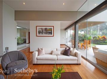 Elegante y Moderna Casa Como de Estreno y con Hermosa Vista, La Molina