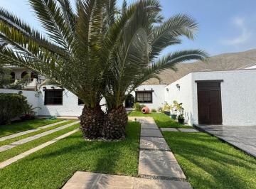 Sol de La Molina Vendo Casa con Piscina 1080 m² 3 Dormitorios 4 Cocheras