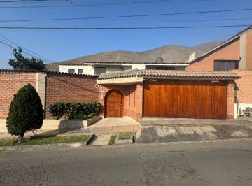 Acogedora Casa en Riconada del Lago
