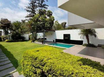 Casa en La Molina con 633 m² Terreno y 4 Recámaras en Venta