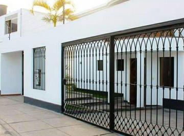 Casa de 5 Dormitorios con Sus Propios Baños!