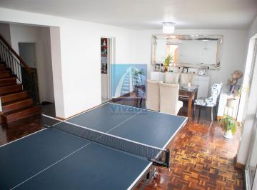 Casa en Esquina en Venta en La Molina Cerca Al Jockey Plaza