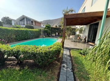Se Vende Hermosa Casa con Piscina en La Molina