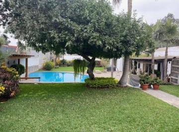 Linda Casa 1 Piso, Rustica, 4 Dorm, Piscina, Jardin, Terraza, 5 a Mas Cocheras!