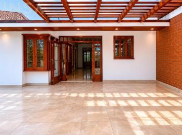 Venta de Casa en La Molina Vieja – Exclusividad y Confort