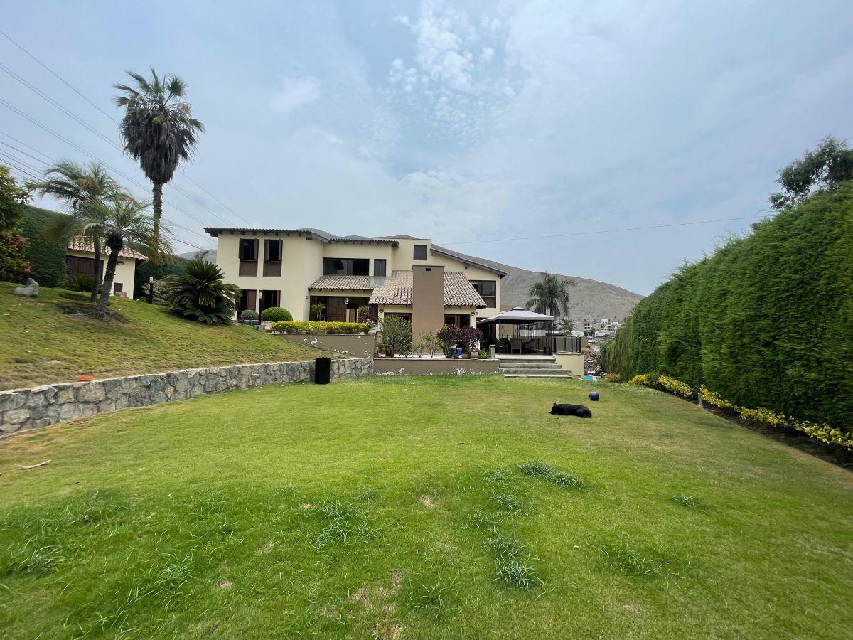 Linda Casa 1050 m² en Las Lagunas de La Molina