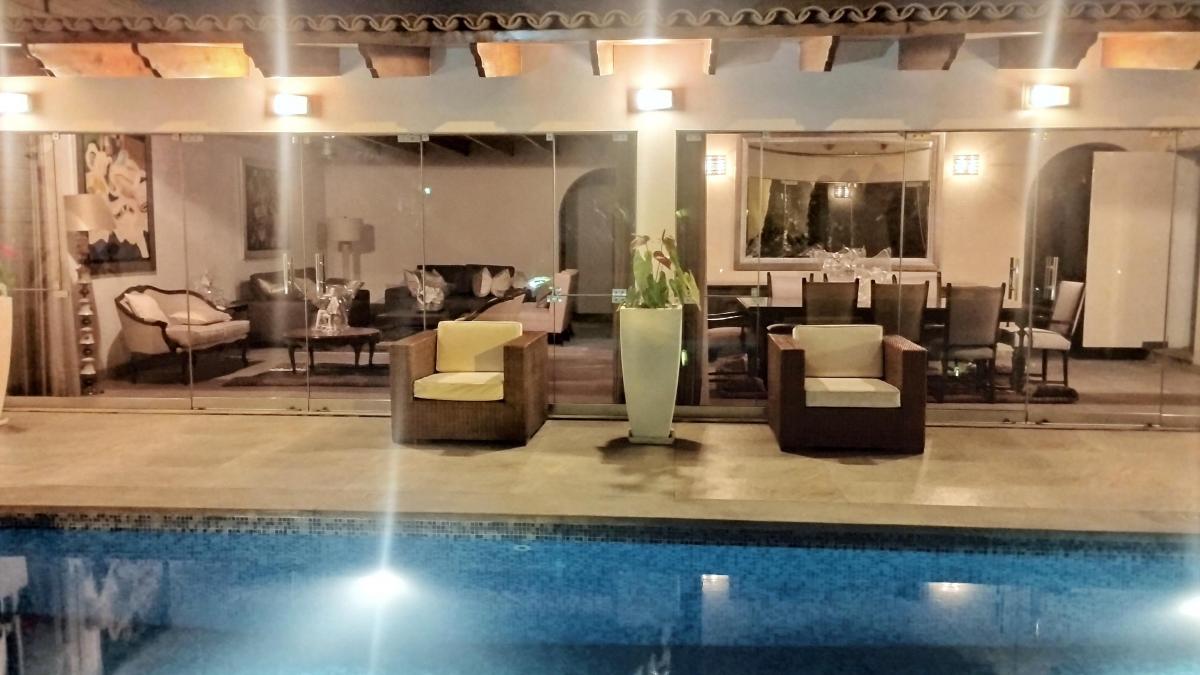Venta de Casa Camacho con Piscina
