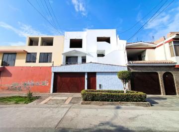 Venta Casa de 3 Pisos La Perla Callao