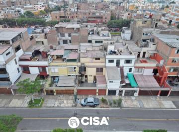 Vendo Casa con 2 Departamentos Independientes en Santa Catalina | Genera Renta Desde El Primer Día