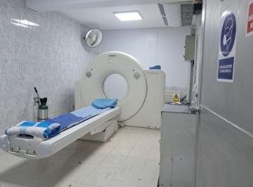 Clínica en Venta - 6 Pisos Equipada