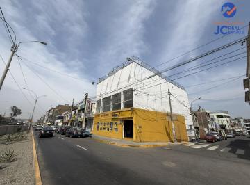 Se Vende o Se Alquila Edificio Comercial, Comas! Excelente Oportunidad